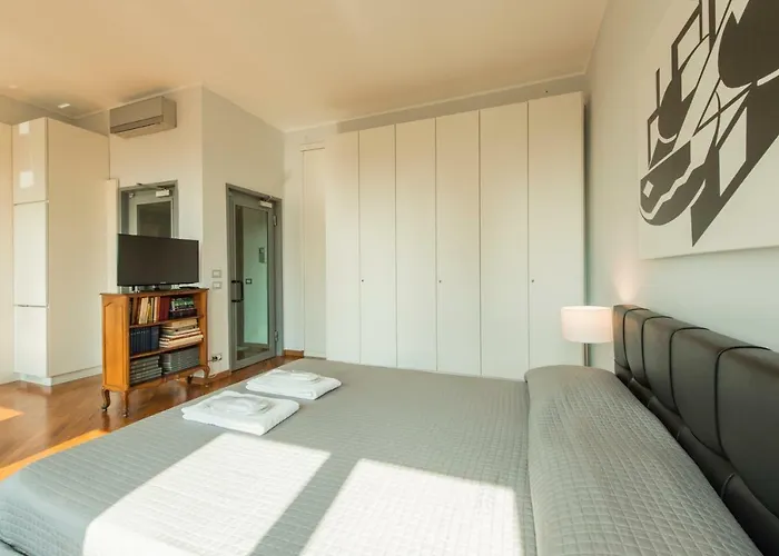 Bnbutler - Duomo Apartment - Galleria Unione